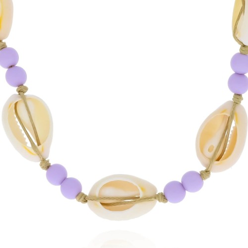 Naszyjnik muszelki z fioletowymi koralikami na sznurku