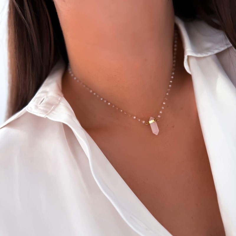 Naszyjnik ze stali z różowymi koralikami i kwarcem  – Subtelna Elegancja i Styl