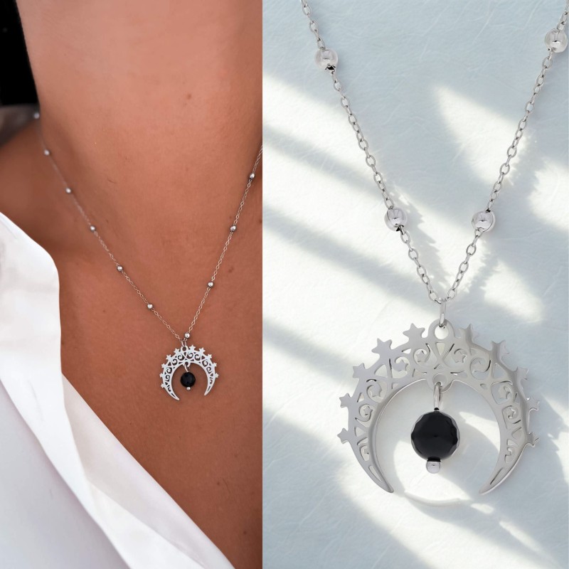 Srebrny naszyjnik z naturalnym ametystem w kształcie półksiężyca i gwiazd, elegancka biżuteria Missmad – zdjęcie produktu na białym tle i prezentacja na modelce, idealny dodatek do codziennych i wieczorowych stylizacji