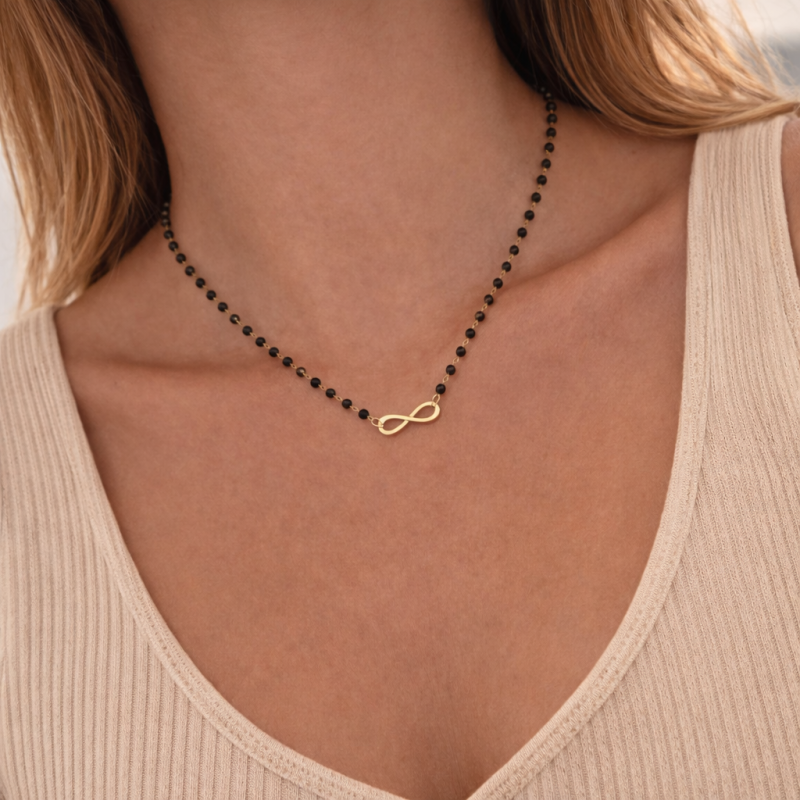 Naszyjnik choker nieskończoność zes tali Czarne koraliki Elegancki.png